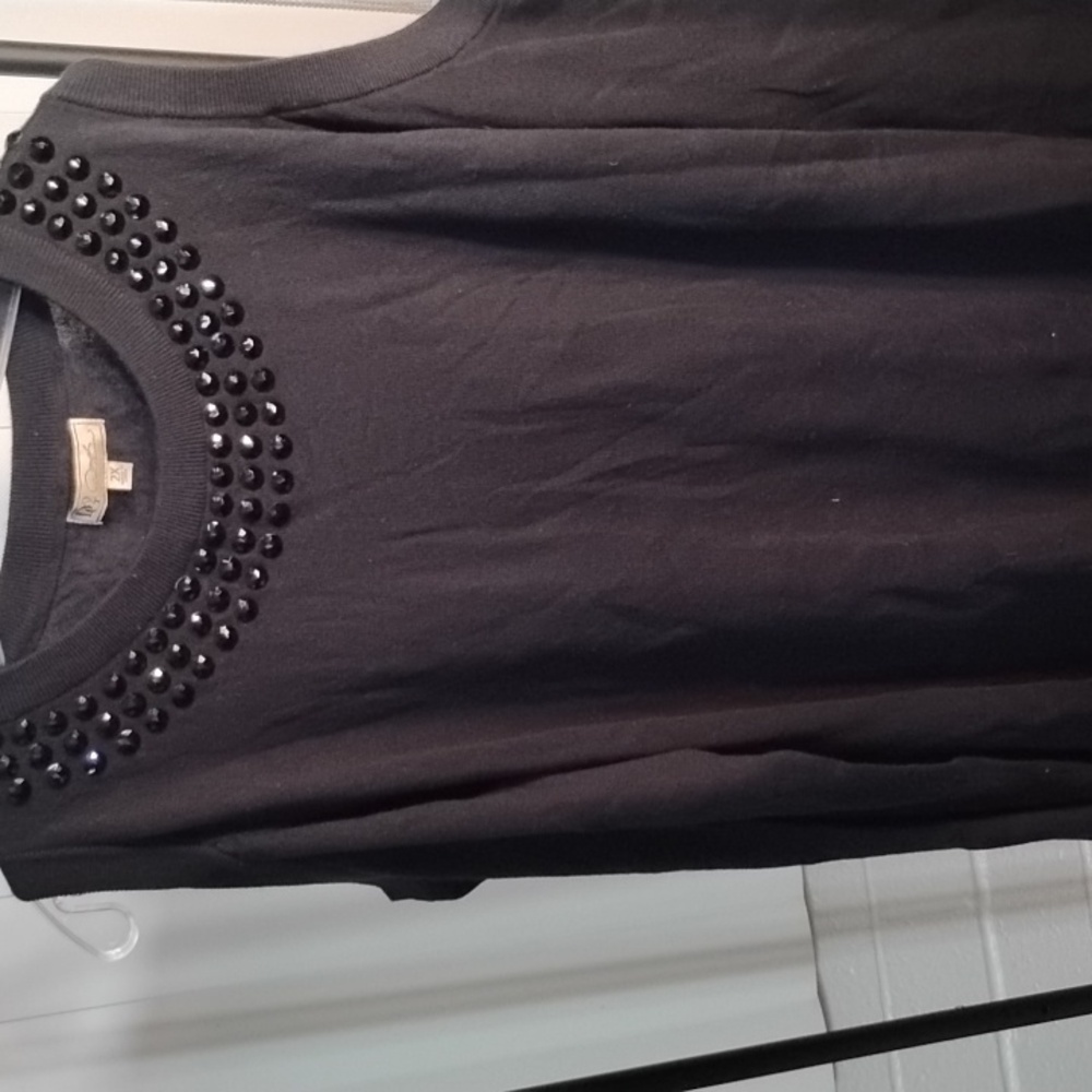 Black cotton&rayon sweater w,/ 3rolls faceted beads around neck peekaboo shoulde